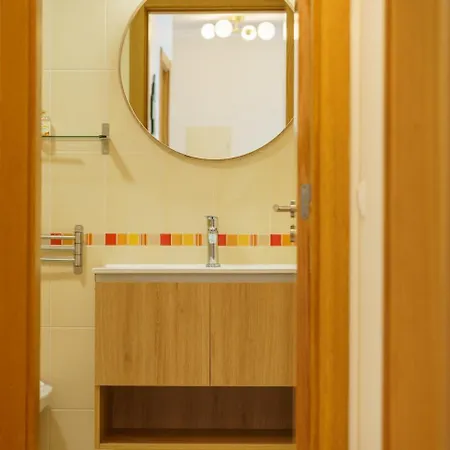 Guestready - Madeiran Mountain View With Pool Apartment Santa Cruz (Madeira)