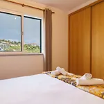 Guestready - Madeiran Mountain View With Pool * Santa Cruz (Madeira)